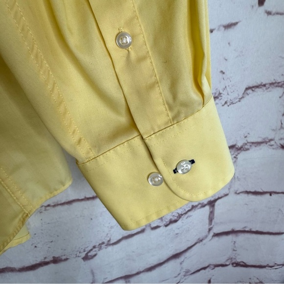 IZOD Quick Dry 16.5 Neck Men’s Regular Fit 34/35 Button Down Yellow Dress shirt - Picture 13 of 15